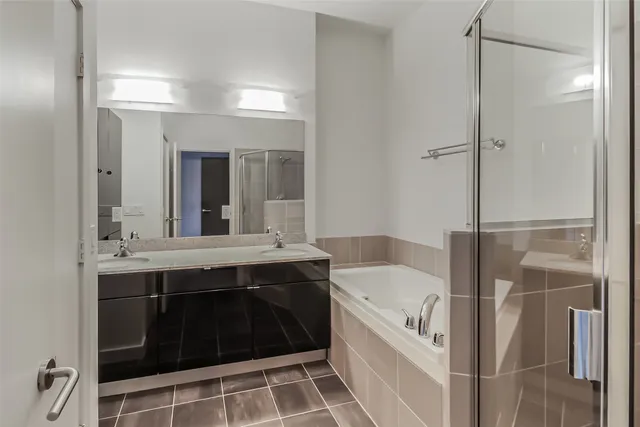 $320,000 | 102 Quitman Street, Unit 301, Houston, TX 77009