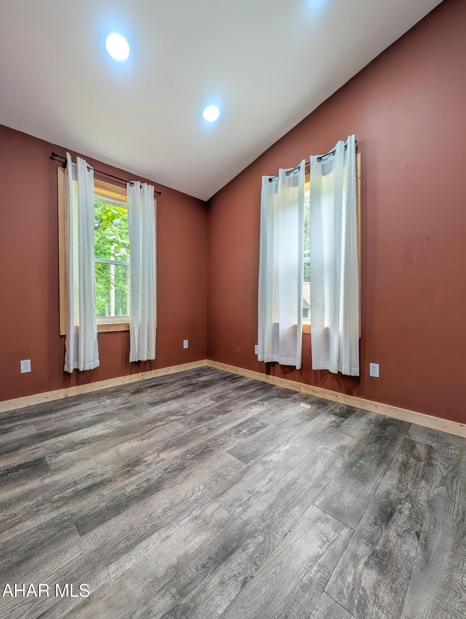 587 Point Road Bedford, PA 15522 - Photo 29 of 92