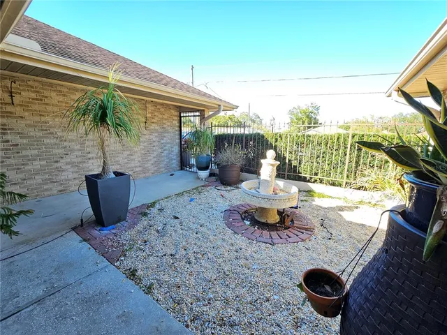 $2,450 | 2088 South Parkton Drive, Deltona, FL 32725