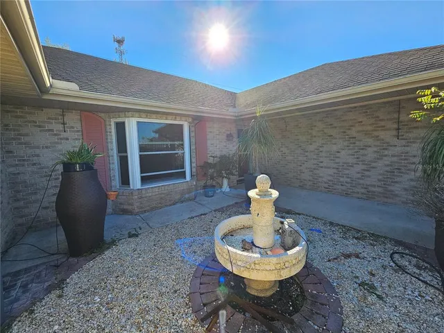 $2,450 | 2088 South Parkton Drive, Deltona, FL 32725