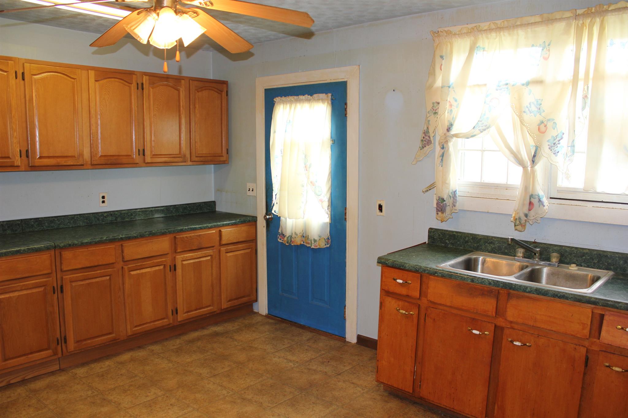3067 Ownby Road Lewisburg, TN 37091 - Photo 14 of 30 Eat in Kitchen has loads of Cabinetry