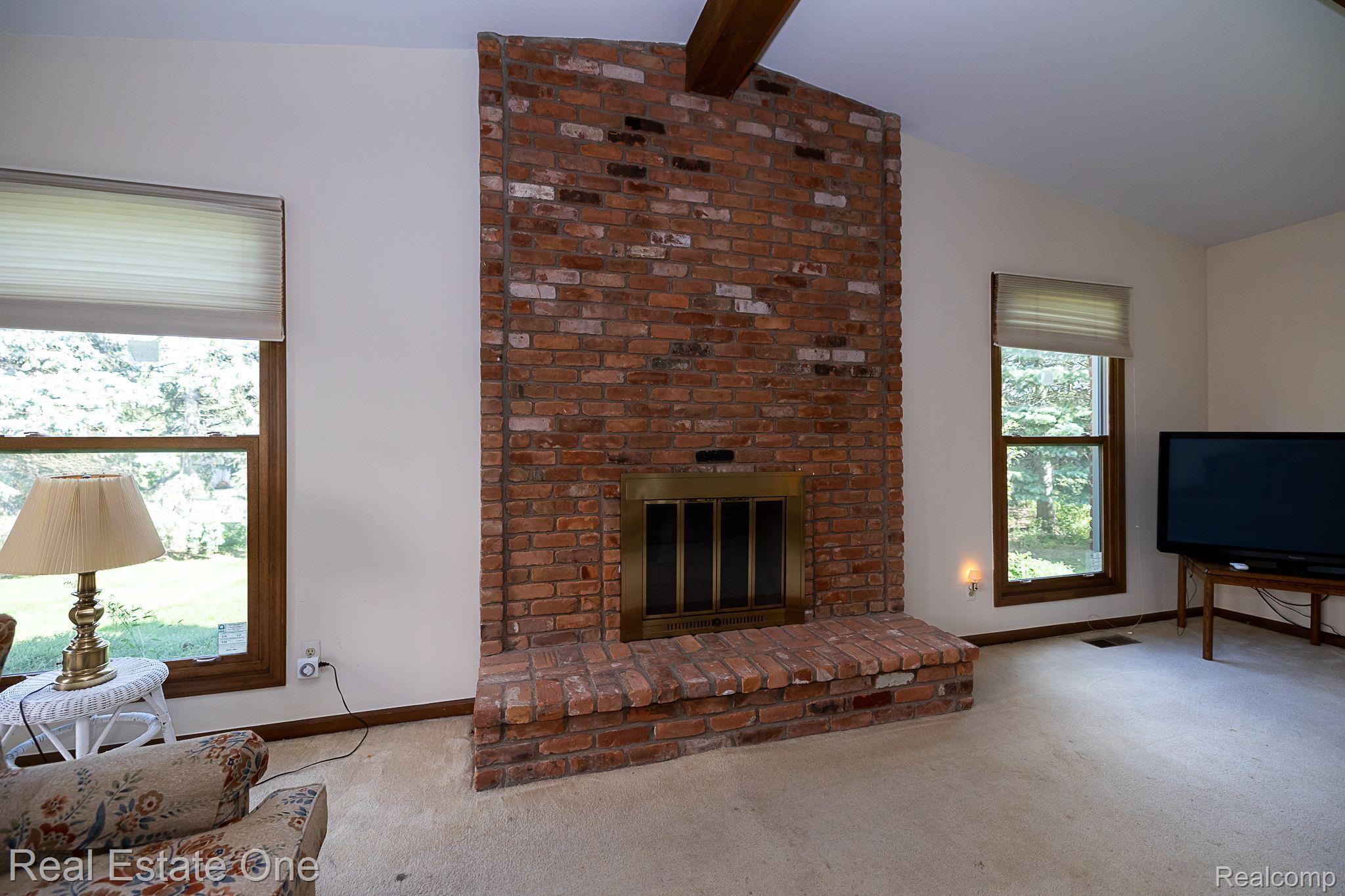 3193 Salem Drive Rochester, MI 48306 - Photo 22 of 47 Gallery Image 22