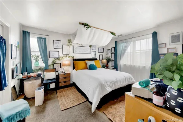 $449,000 | 37 Harbor Lane, Unit 2A, New Rochelle, NY 10805