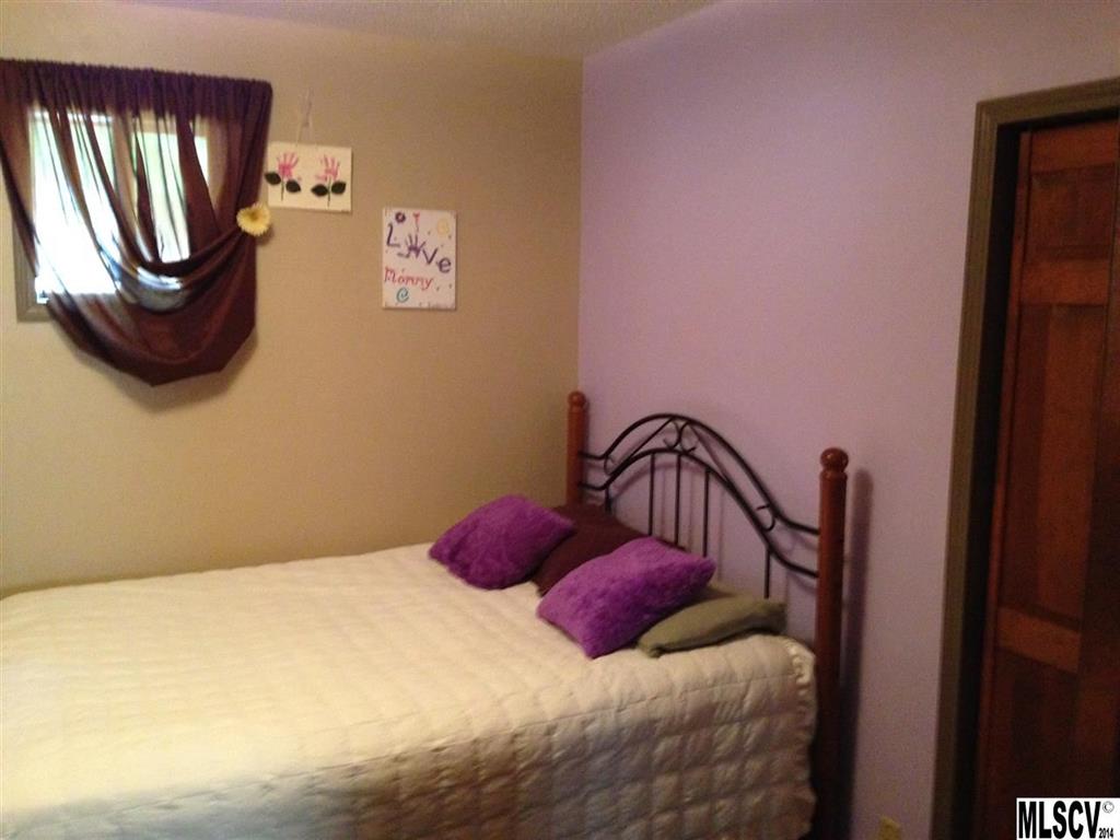 829 Heritage Farm Road Hickory, NC 28601 - Photo 16 of 17 Gallery Image 16