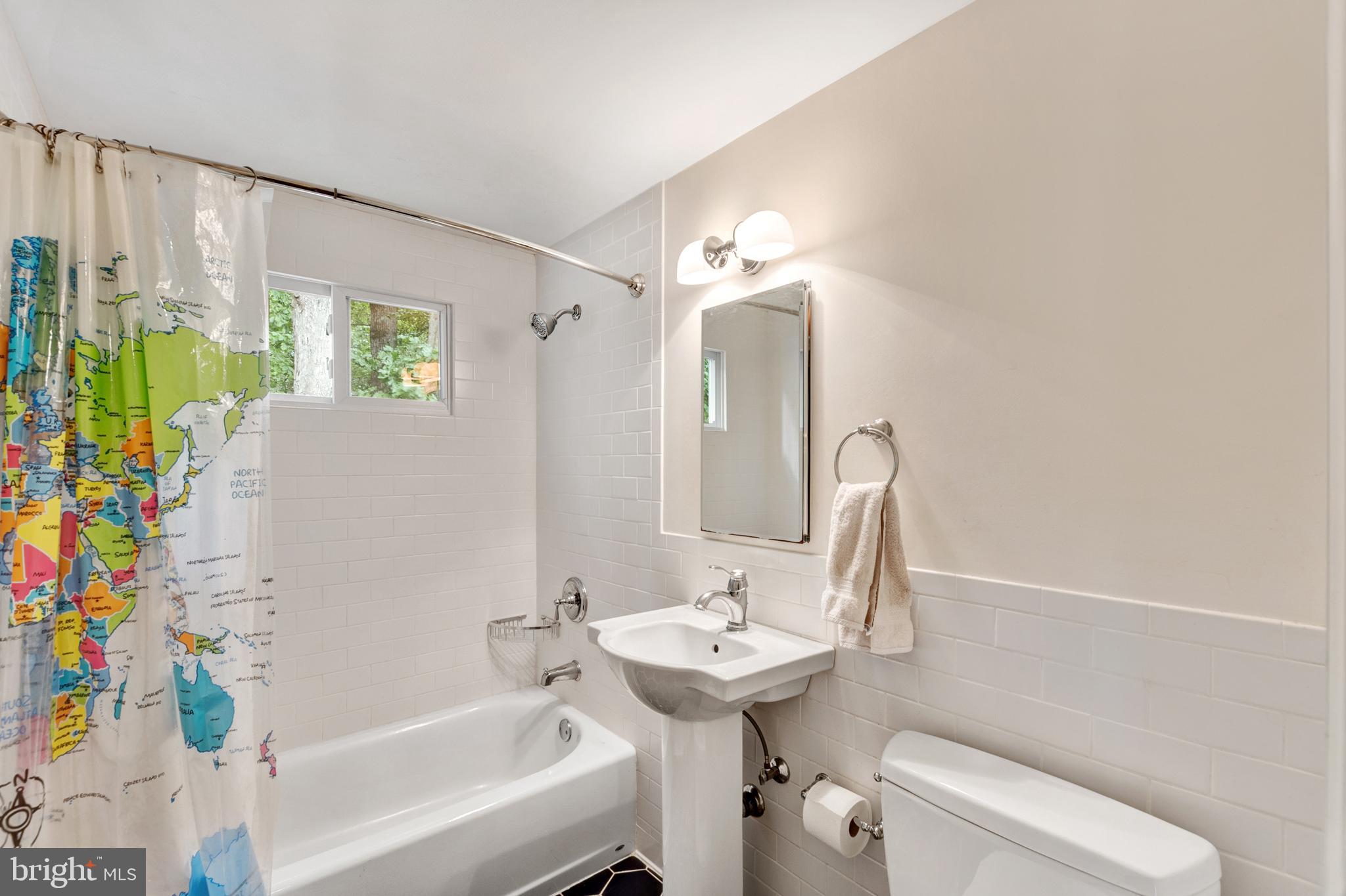 8206 Springfield Village Drive Springfield, VA 22152 - Photo 34 of 46 Modern upper level hall bath totally remodeled