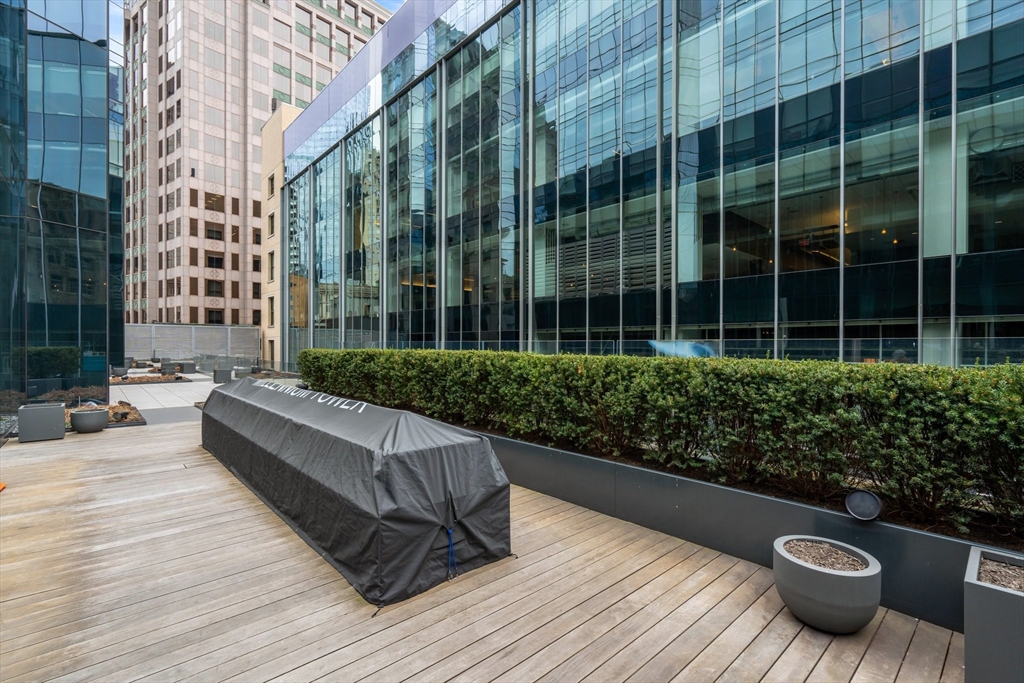 1 Franklin Street, Unit 2507 Boston, MA 02110 - Photo 31 of 37 a view of outdoor space yard and patio