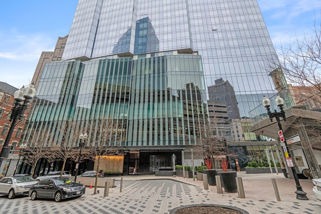 1 Franklin Street, Unit 2507 Boston, MA 02110 - Photo 32 of 37 a building view