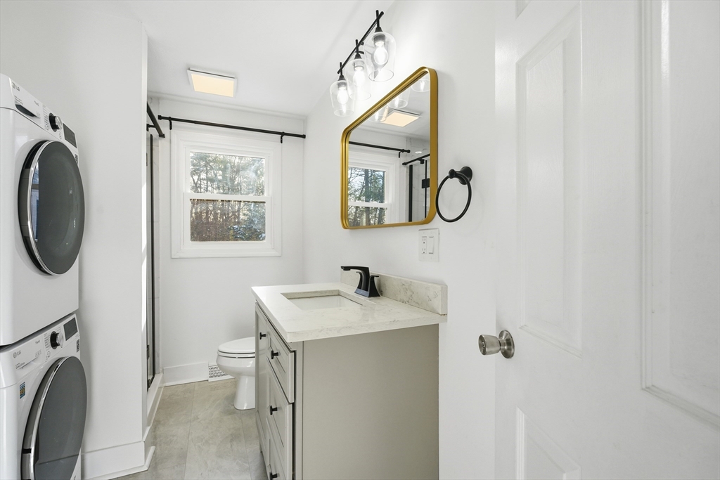 66 Patten Road Westford, MA 01886 - Photo 12 of 41