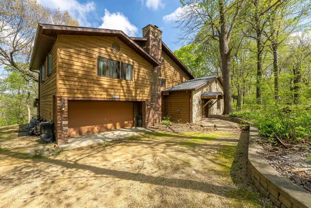 $675,000 | 1479 Old Mill Road, Franklin Grove, IL 61031