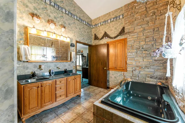 $675,000 | 1479 Old Mill Road, Franklin Grove, IL 61031