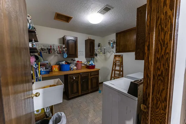 $675,000 | 1479 Old Mill Road, Franklin Grove, IL 61031