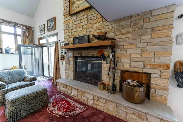 $675,000 | 1479 Old Mill Road, Franklin Grove, IL 61031