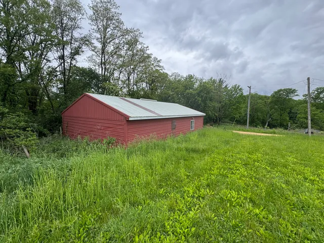 $675,000 | 1479 Old Mill Road, Franklin Grove, IL 61031