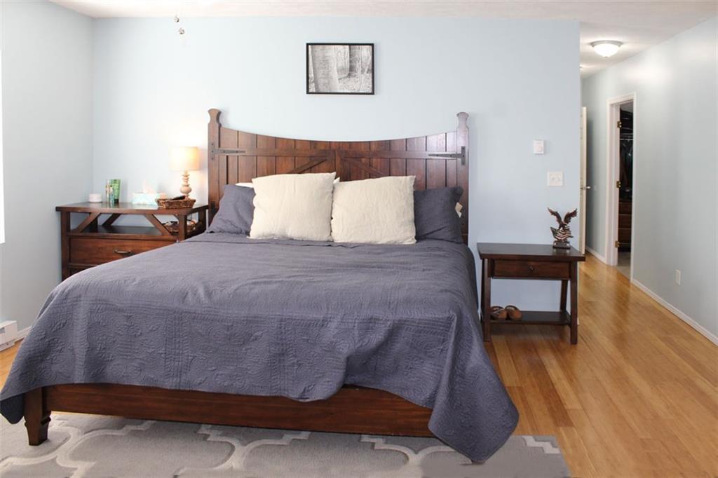 453 Hall Road Butler, PA 16001 - Photo 12 of 25 ENORMOUS OWNERS BEDROOM