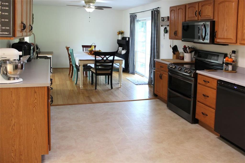 453 Hall Road Butler, PA 16001 - Photo 9 of 25 OPEN KITCHEN/DINING AREA