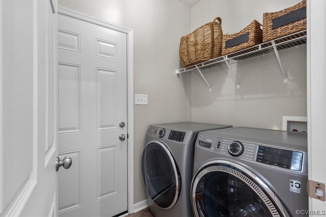 14825 Windjammer Drive Midlothian, VA 23112 - Photo 20 of 47 a utility room with dryer and washer