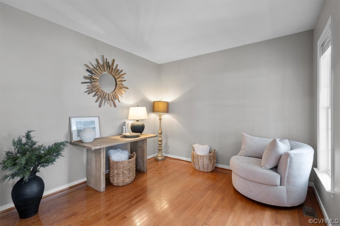 14825 Windjammer Drive Midlothian, VA 23112 - Photo 7 of 47 a living room with furniture a potted plant and a lamp