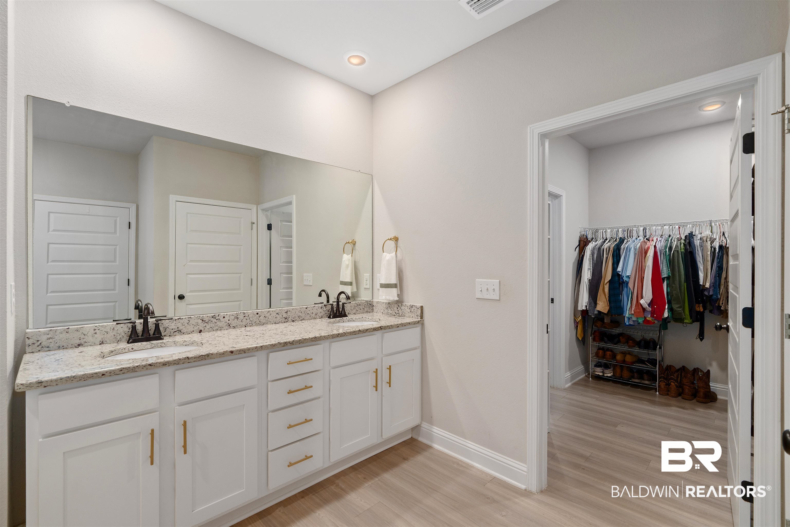 9396 Swan Point Road Daphne, AL 36526 - Photo 16 of 35 Gallery Image 16