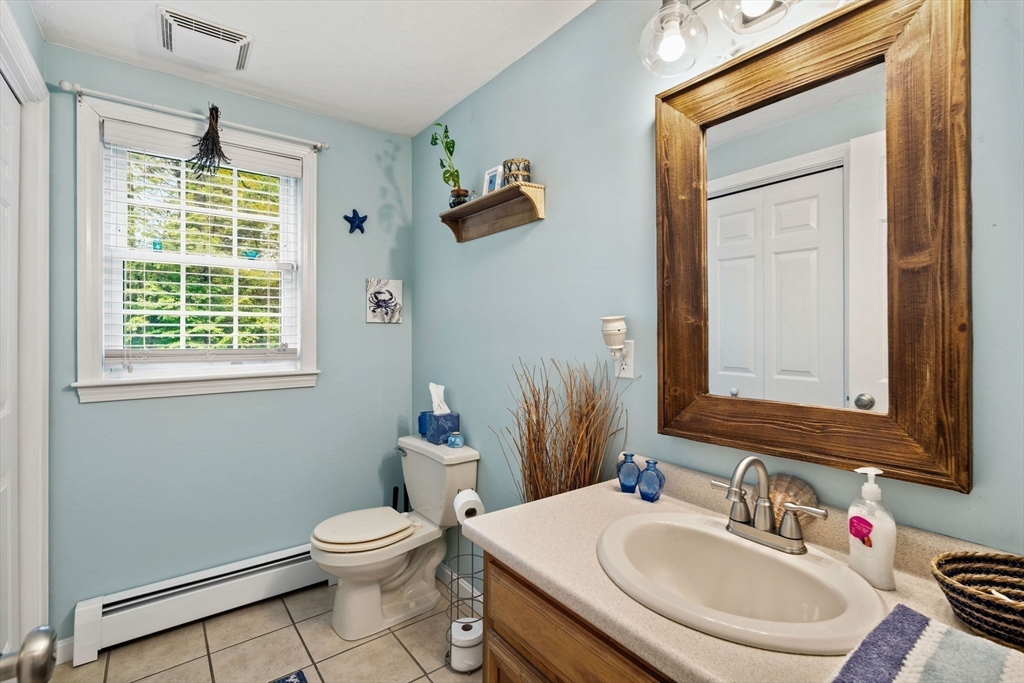 82 H H Foote Road Charlton, MA 01507 - Photo 20 of 41 Gallery Image 20