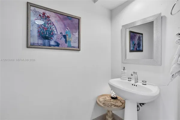 $4,000 | 848 Brickell Key Drive, Unit 1903, Miami, FL 33131