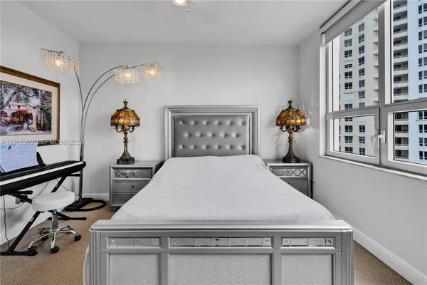 $4,000 | 848 Brickell Key Drive, Unit 1903, Miami, FL 33131