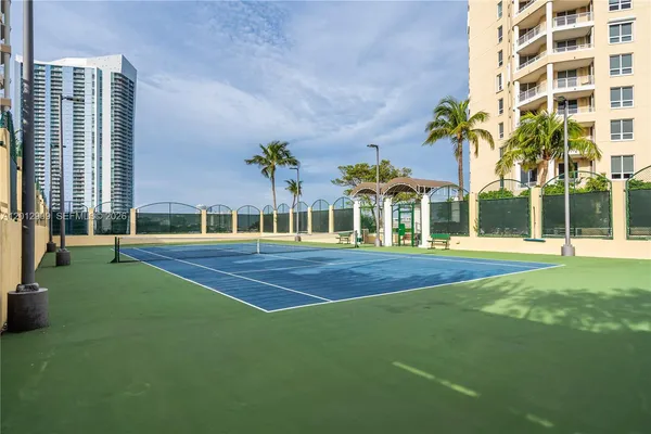 $4,000 | 848 Brickell Key Drive, Unit 1903, Miami, FL 33131