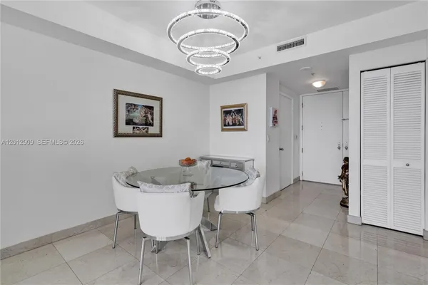 $4,000 | 848 Brickell Key Drive, Unit 1903, Miami, FL 33131
