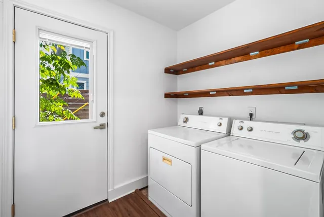 $1,950 | 2709 Parker Lane, Unit B, Austin, TX 78741