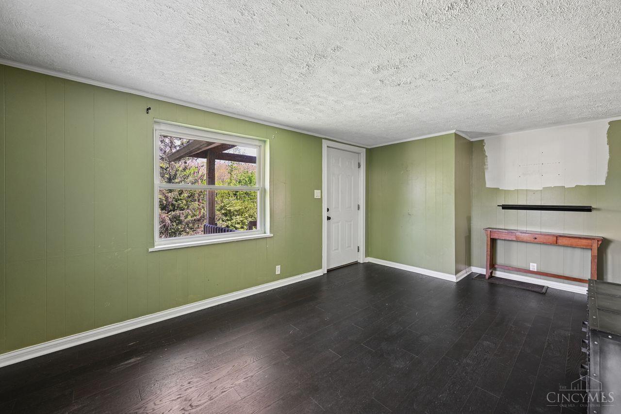 7605 Wesselman Road Cleves, OH 45002 - Photo 4 of 35