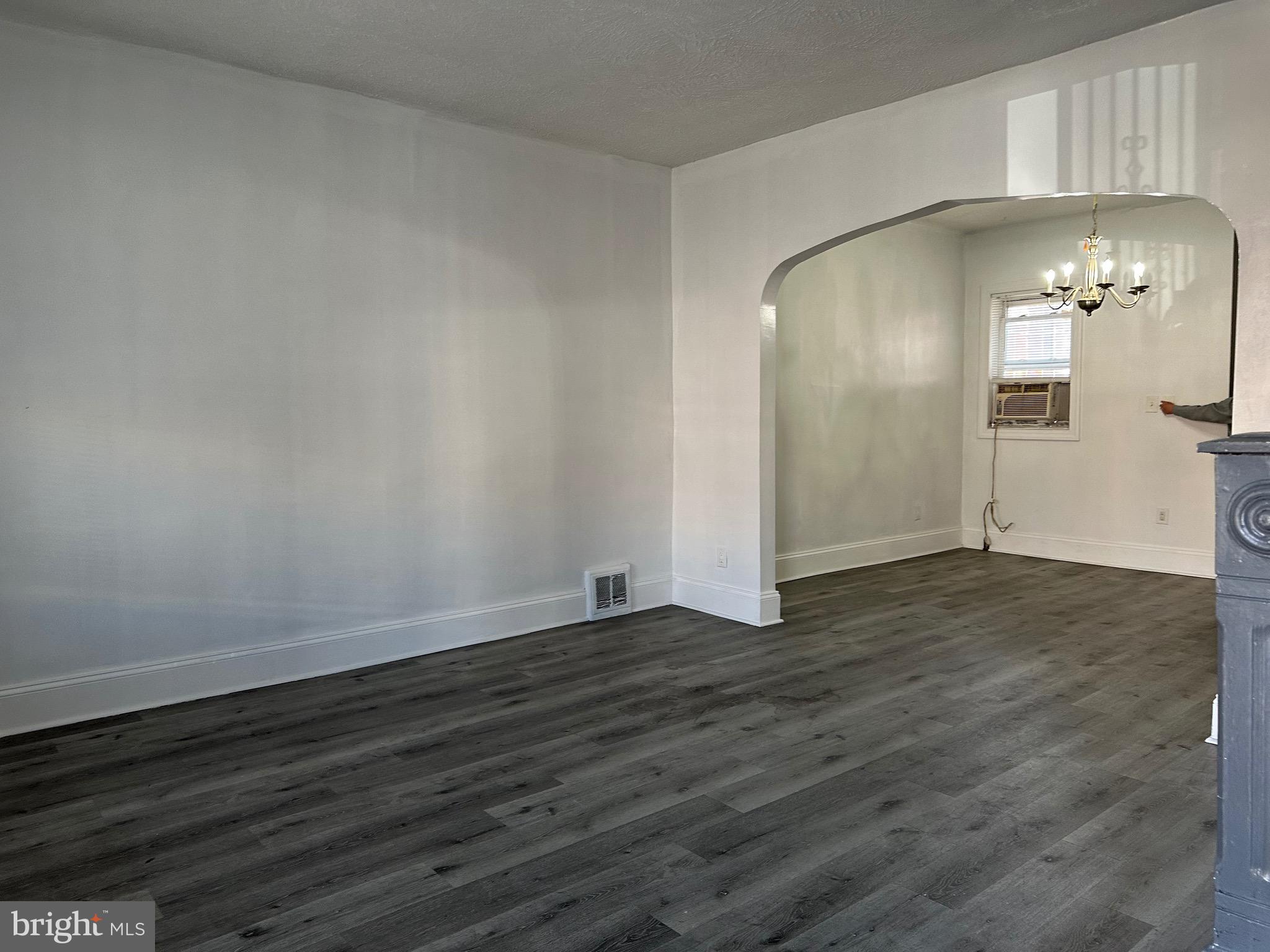 2224 South 63rd Street Philadelphia, PA 19142 - Photo 5 of 28