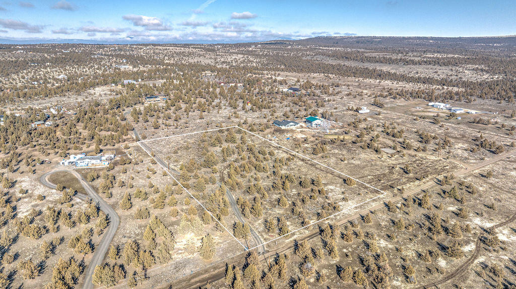 12500 Southeast Riordan Road Prineville, OR 97754 - Photo 9 of 9 DJI_0607_8_9-Edit