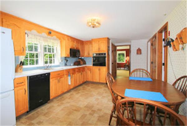 6 Coach Road Walpole, MA 02081 - Photo 2 of 9 Gallery Image 2