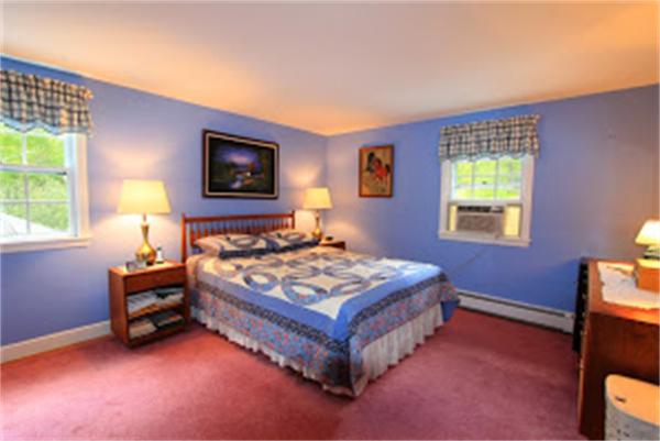 6 Coach Road Walpole, MA 02081 - Photo 7 of 9 Gallery Image 7