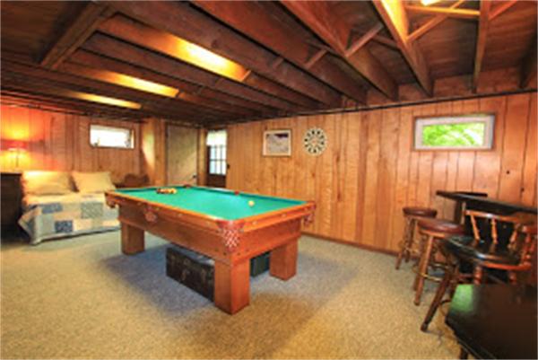 6 Coach Road Walpole, MA 02081 - Photo 8 of 9 Gallery Image 8