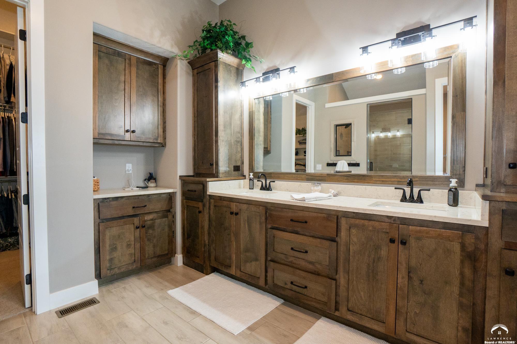 8777 Greeley Street Lenexa, KS 66227 - Photo 19 of 45