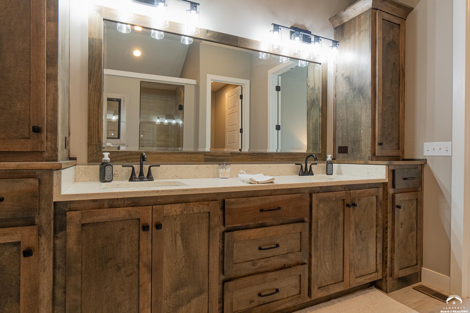 8777 Greeley Street Lenexa, KS 66227 - Photo 20 of 45