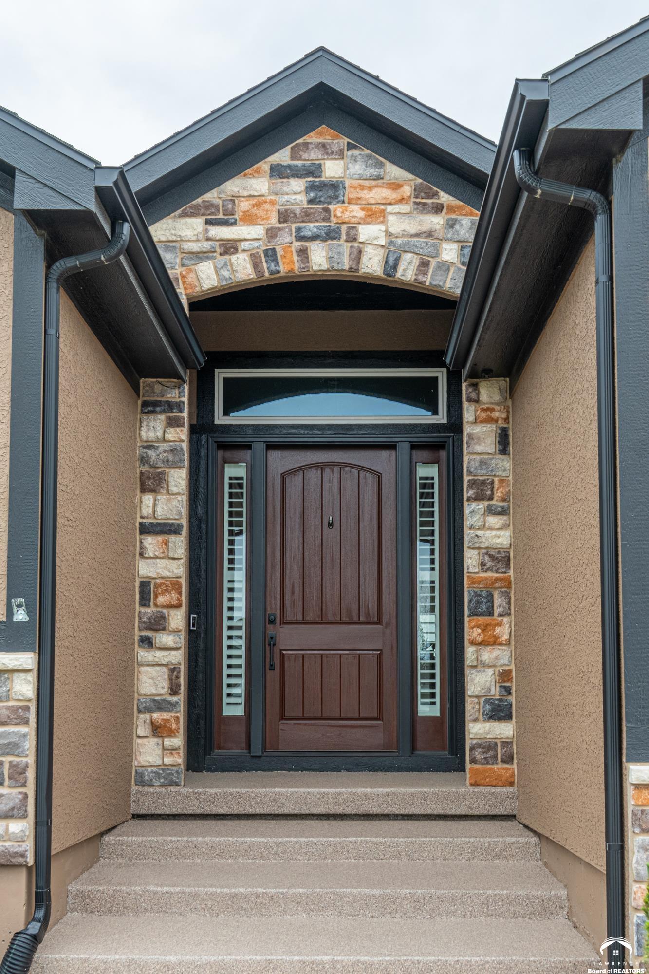 8777 Greeley Street Lenexa, KS 66227 - Photo 2 of 45