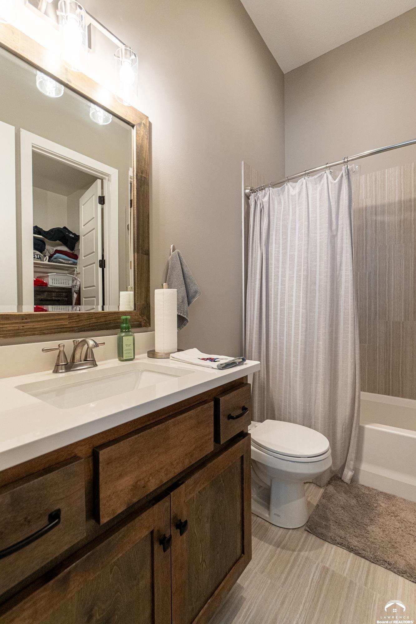 8777 Greeley Street Lenexa, KS 66227 - Photo 29 of 45