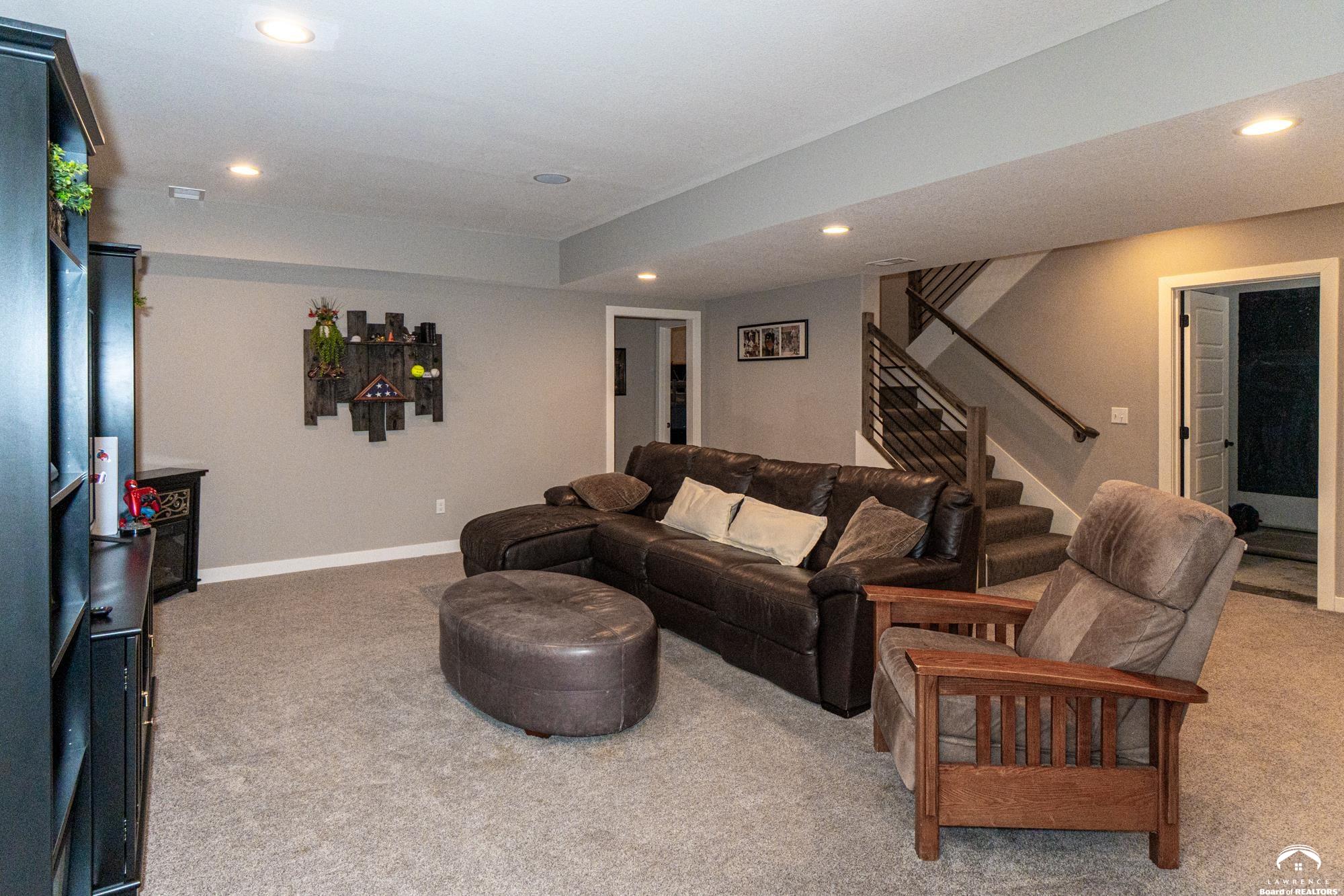 8777 Greeley Street Lenexa, KS 66227 - Photo 33 of 45