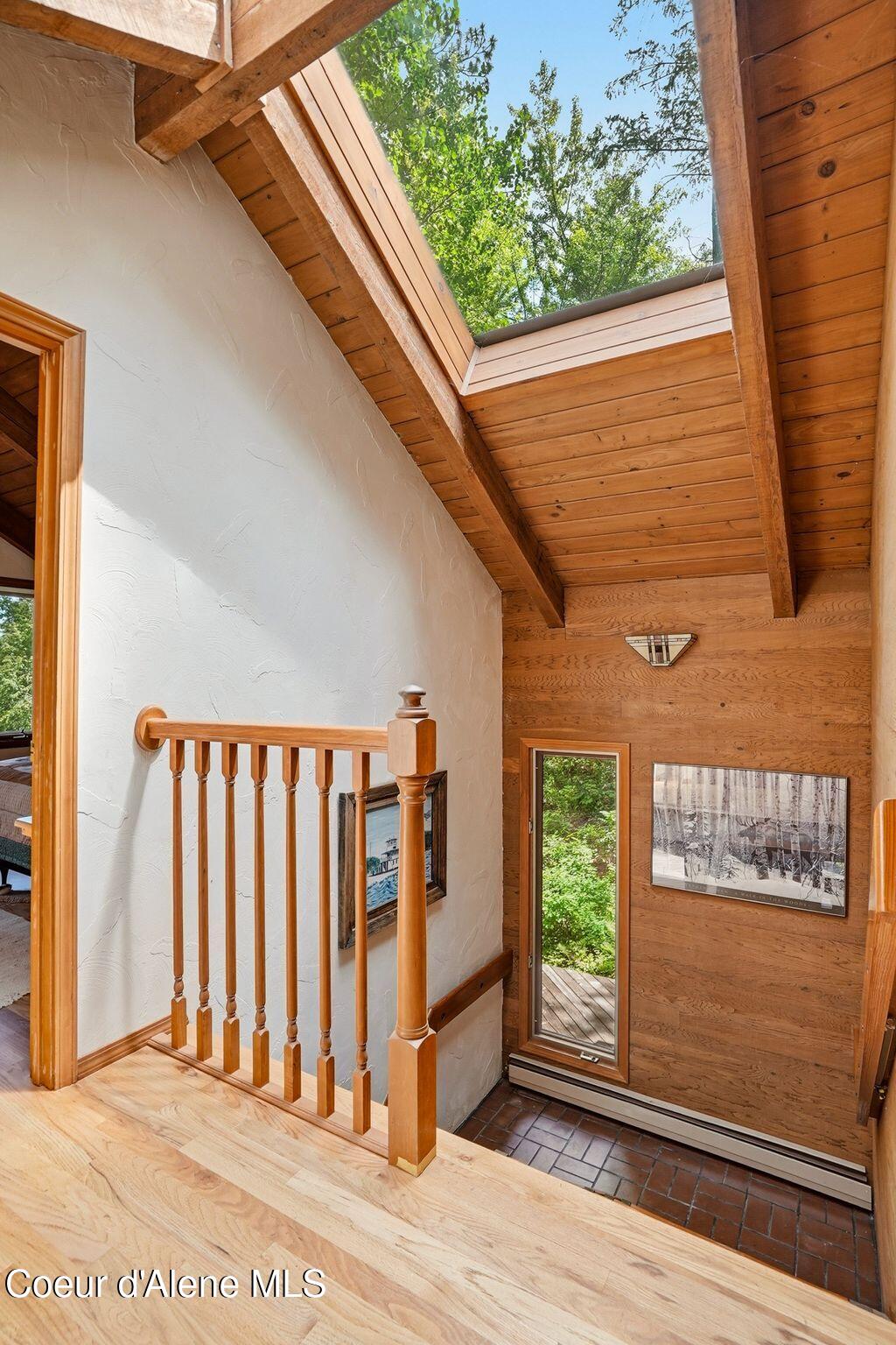 3337 South Lands End Road Coeur D'Alene, ID 83814 - Photo 21 of 49 35_Inside-Media-Lands-34