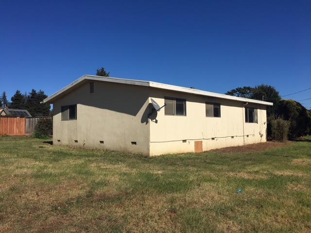 52 Hillcrest Road Watsonville, CA 95076 - Photo 6 of 13 Gallery Image 6