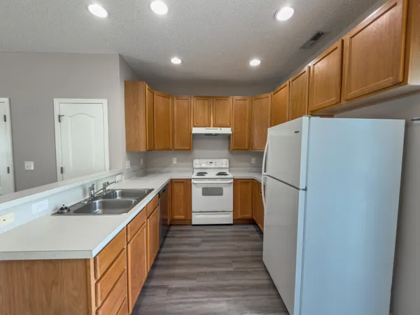 $1,750 | 131 Lake Jogassee Drive, Summerville, SC 29485