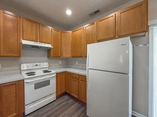 $1,750 | 131 Lake Jogassee Drive, Summerville, SC 29485