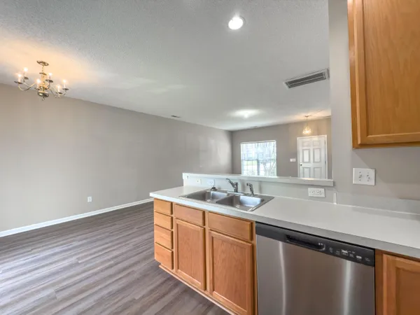 $1,750 | 131 Lake Jogassee Drive, Summerville, SC 29485