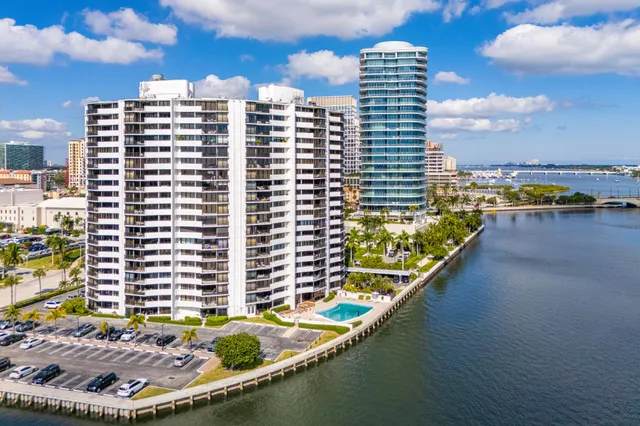 $8,000 | 1200 South Flagler Drive, Unit 1105, West Palm Beach, FL 33401