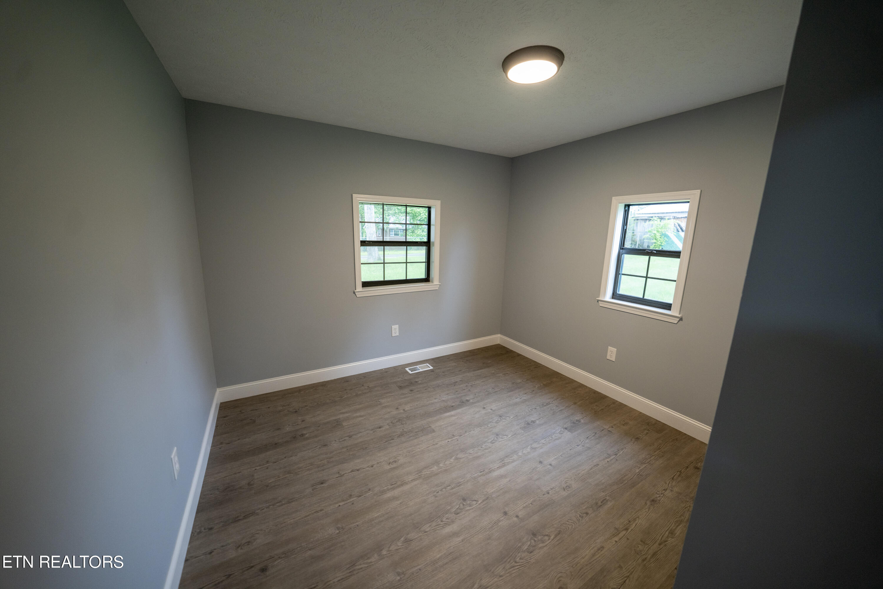 128 Harness Road New Tazewell, TN 37825 - Photo 27 of 34 10