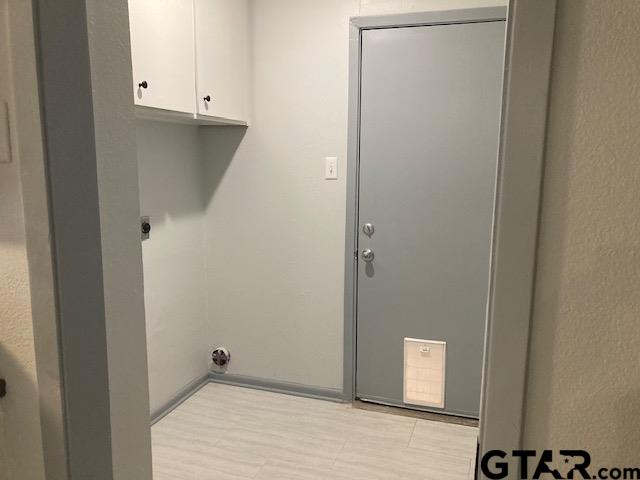 320 Blake Drive Longview, TX 75604 - Photo 9 of 9 a view of a room with rack on the wall