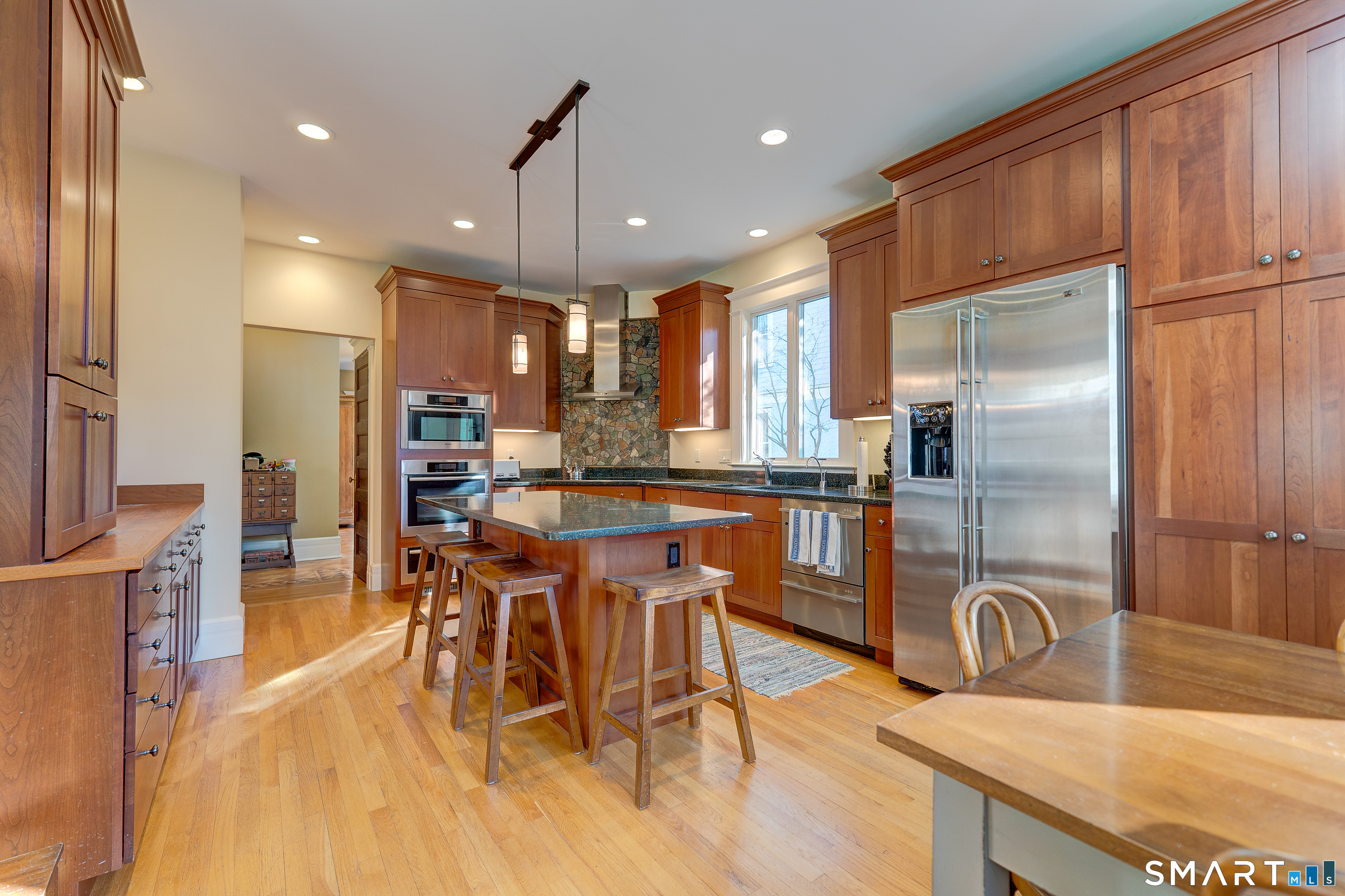 64 Cold Spring Street New Haven, CT 06511 - Photo 2 of 4