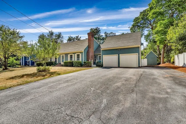 $639,900 | 474 Townsend Street, Fitchburg, MA 01420