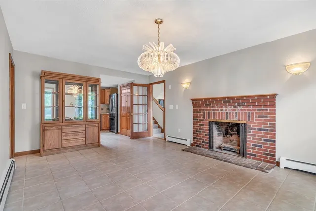 $639,900 | 474 Townsend Street, Fitchburg, MA 01420